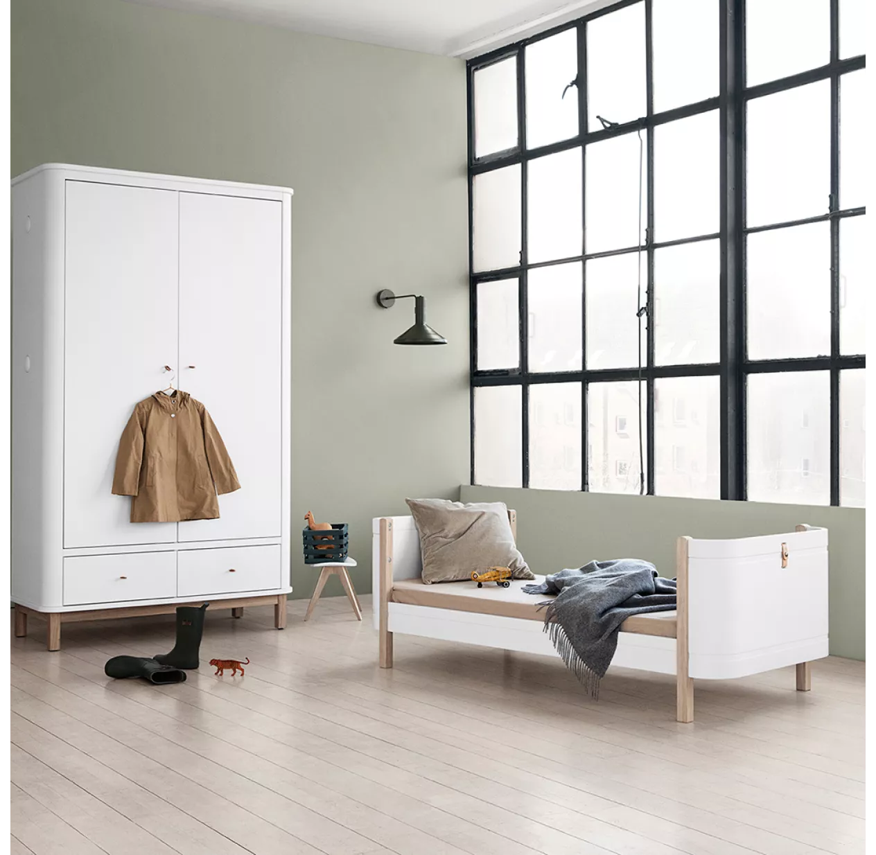 Lit Bébé évolutif 5 En 1 Mini+ Wood - Blanc/Chêne 16 Lit Bébé évolutif 5 En 1 Mini+ Wood - Blanc/Chêne – Image 14