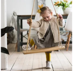 Balançoire En Chêne - Beige -Enfant Fournitures Boutique balancoire beige chene lillagunga 8 1264x1234