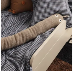 Ferm LIVING Barrière De Sécurité Pour Lit Junior Sill - Cachemire -Enfant Fournitures Boutique barriere de securite pour lit junior sill ferm living 4 1264x1234