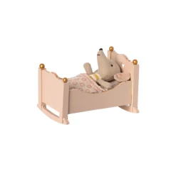 Maileg Berceau Miniature - Rose -Enfant Fournitures Boutique berceau miniature souris maileg rose 3 1264x1234