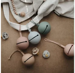 Mushie Boîte à Tétine En Silicone - Gris -Enfant Fournitures Boutique boite a tetine mushie gris 5 1264x1234