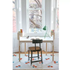 Bureau évolutif Brooklyn - Blanc/Bouleau -Enfant Fournitures Boutique bureau brooklyn bouleau oeuf nyc 5 1264x1234