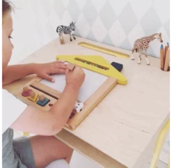 Bureau Et Chaise Junior 7-10 Ans - Jaune -Enfant Fournitures Boutique bureau et chaise enfant in2wood jaune 5 1264x1234