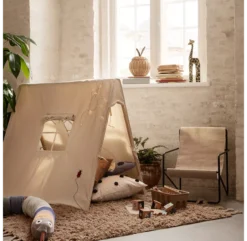 Ferm LIVING Chaise Enfant Desert - Cachemire/Sable 9 Ferm LIVING Chaise Enfant Desert - Cachemire/Sable -Enfant Fournitures Boutique chaise enfant desert sable sable ferm living 3 1264x1234