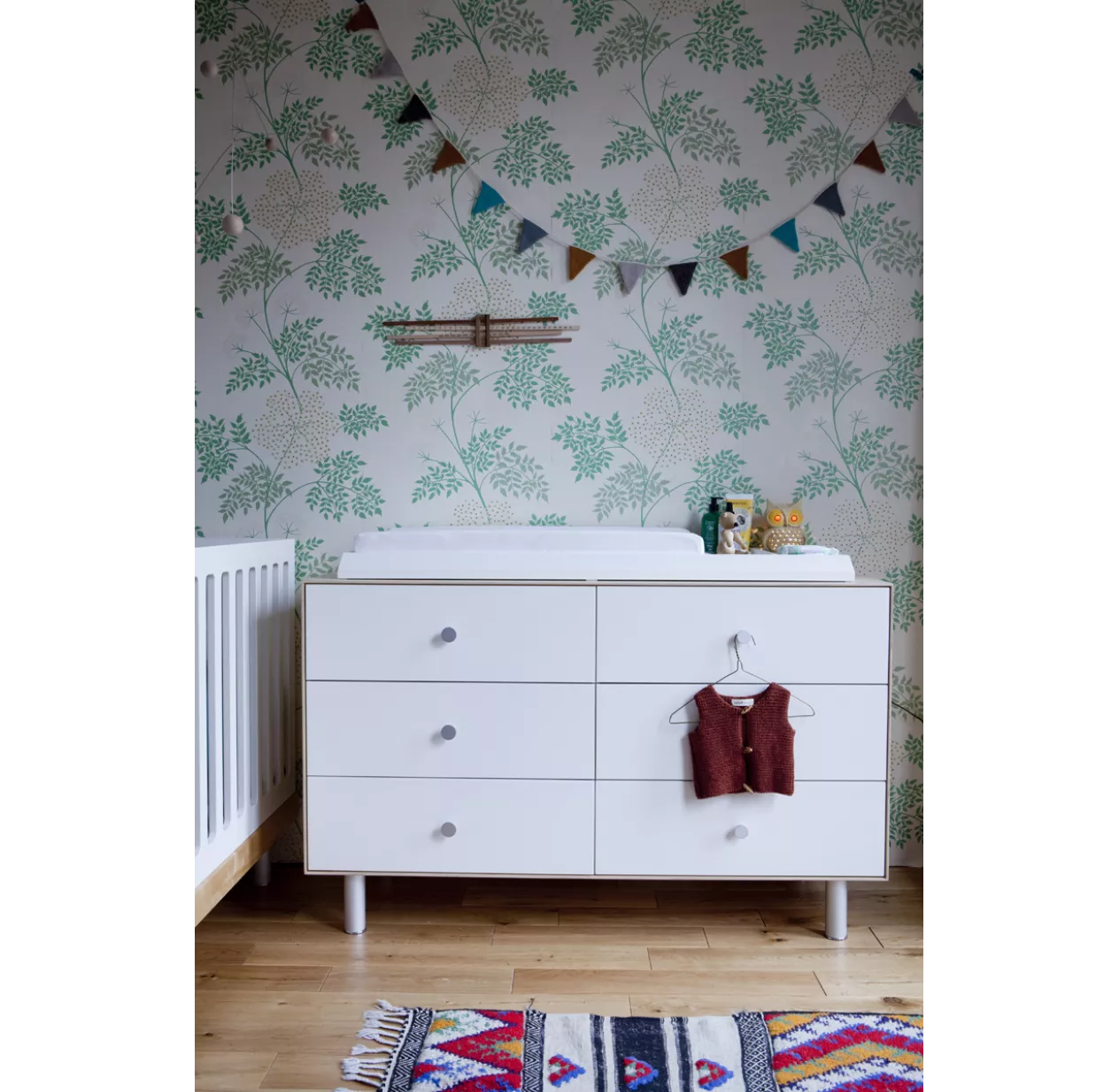 Commode Merlin Classic 6 Tiroirs - Blanc/Bouleau 6 Commode Merlin Classic 6 Tiroirs - Blanc/Bouleau – Image 4