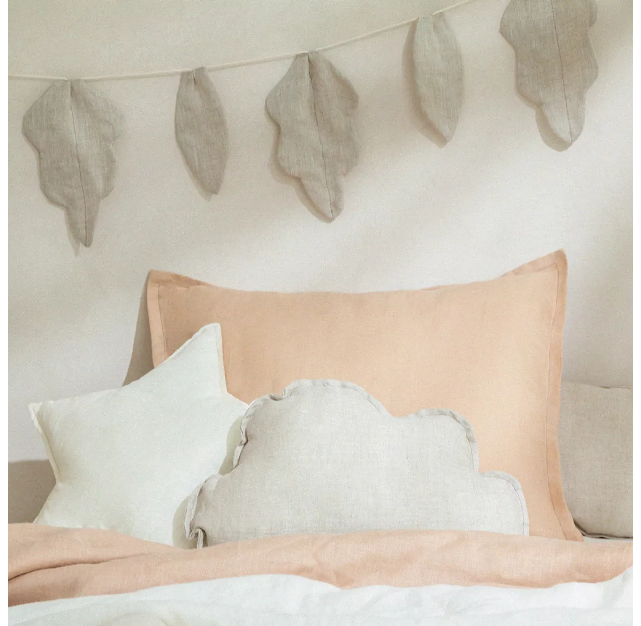 Guirlande Feuilles Lin Français - Greige 4 Guirlande Feuilles Lin Français - Greige – Image 2