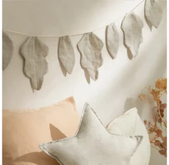 Guirlande Feuilles Lin Français - Greige 11 Guirlande Feuilles Lin Français - Greige -Enfant Fournitures Boutique guirlande leaf lin francais grege nobodinoz 4 1264x1234