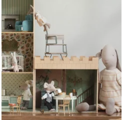 Maileg Château Hall Miniature 10 Maileg Château Hall Miniature -Enfant Fournitures Boutique hall du chateau souris maileg 4 1264x1234