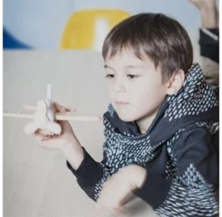 Kiko Avion à Hélice Hikouki - Blanc -Enfant Fournitures Boutique hikouki propeller avion avion a helice blanc kukkia 8 1264x1234