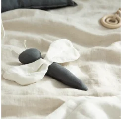 Hochet Libellule Lin Français - Green Blue 11 Hochet Libellule Lin Français - Green Blue -Enfant Fournitures Boutique hochet libellule lin francais nobodinoz vert bleu 4 1264x1234