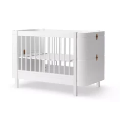 Lit Bébé évolutif Mini+ Wood Sans Kit De Conversion - Blanc -Enfant Fournitures Boutique lit bebe evolutif wood mini plus sans kit blanc oliver furniture 3 1264x1234