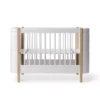 Lit Bébé évolutif Mini+ Wood Sans Kit De Conversion - Blanc/Chêne 1 Lit Bébé évolutif Mini+ Wood Sans Kit De Conversion - Blanc/Chêne -Enfant Fournitures Boutique lit bebe evolutif wood mini plus sans kit chene oliver furniture 1a 1264x1234
