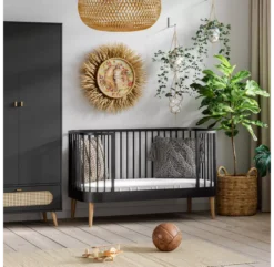 VOX Lit Bébé évolutif Paris - Noir -Enfant Fournitures Boutique lit bebe paris vox noir 4 1264x1234