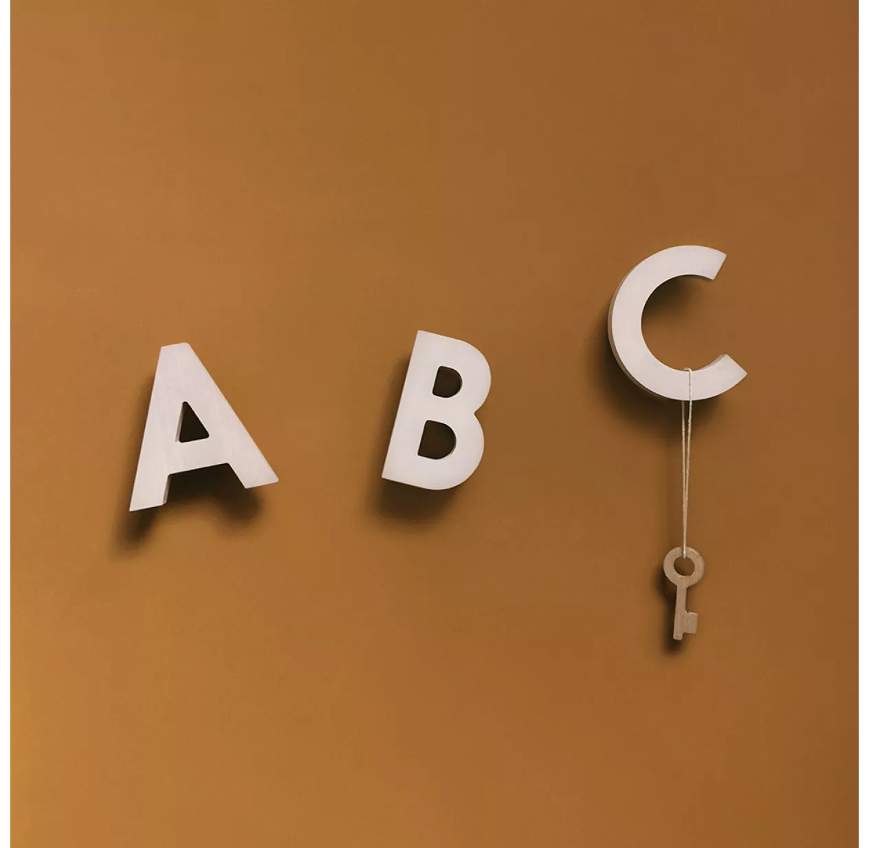 Patères Murales Alphabet ABC - Naturel 4 Patères Murales Alphabet ABC - Naturel – Image 2