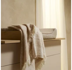 Plan à Langer Pour Commode Flow - Argile / Chêne -Enfant Fournitures Boutique plan a langer commode chene flow quax 4 1264x1234