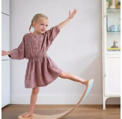 Planche D'équilibre - Bleu Ciel -Enfant Fournitures Boutique planche equilibre original wobbel bleu ciel 4 1264x1234