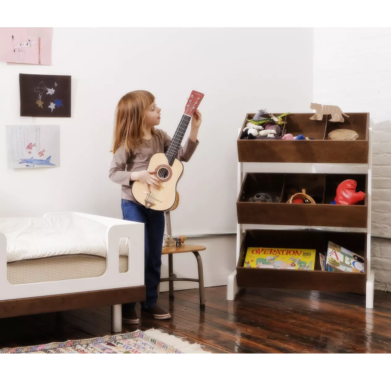 Toy Store Coffre à Jouets - Blanc/Noyer 5 Toy Store Coffre à Jouets - Blanc/Noyer – Image 3