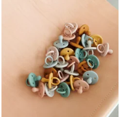 Liewood Set De 3 Sucettes Paula - Mellow Mix -Enfant Fournitures Boutique set de 3 tetines silicone mellow moutarde mix liewood 4 1264x1234