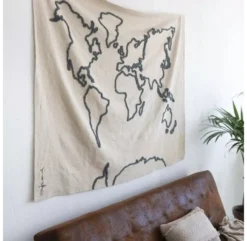 Lorena Canals Tapis Mural Carte Du Monde -Enfant Fournitures Boutique tapis mural carte du monde lorena canals 4 1264x1234