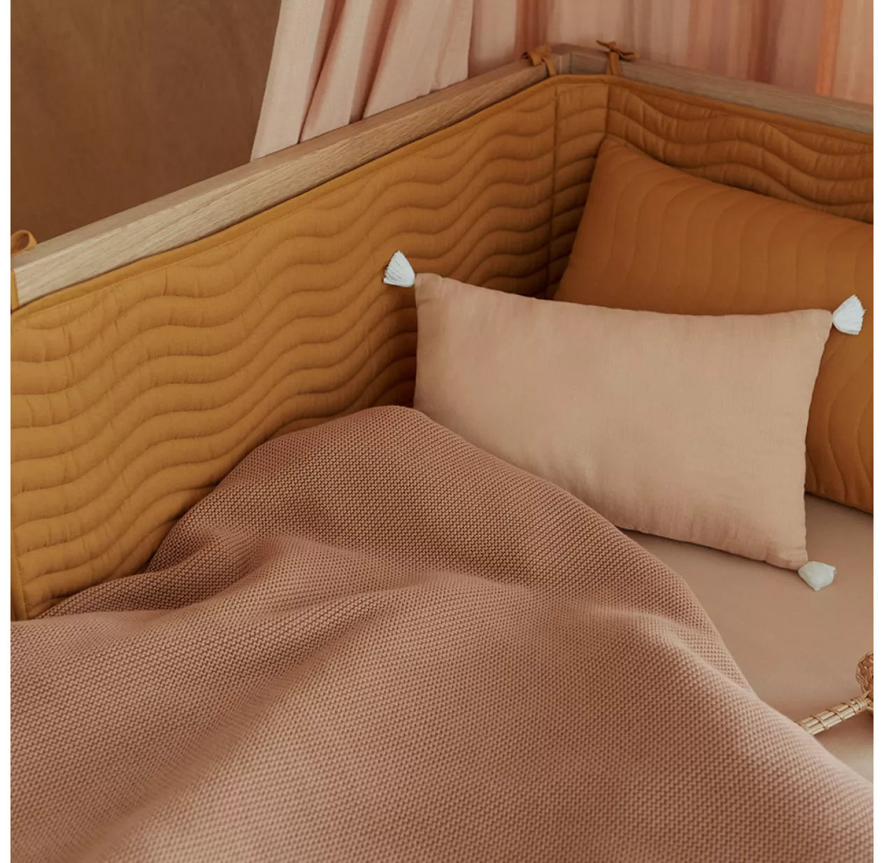 Tour De Lit Alexandria - Ocre 4 Tour De Lit Alexandria - Ocre – Image 2