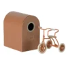Maileg Tricycle Miniature Et Son Abri - Corail -Enfant Fournitures Boutique tricycle souris corail abri maileg 1 1264x1234