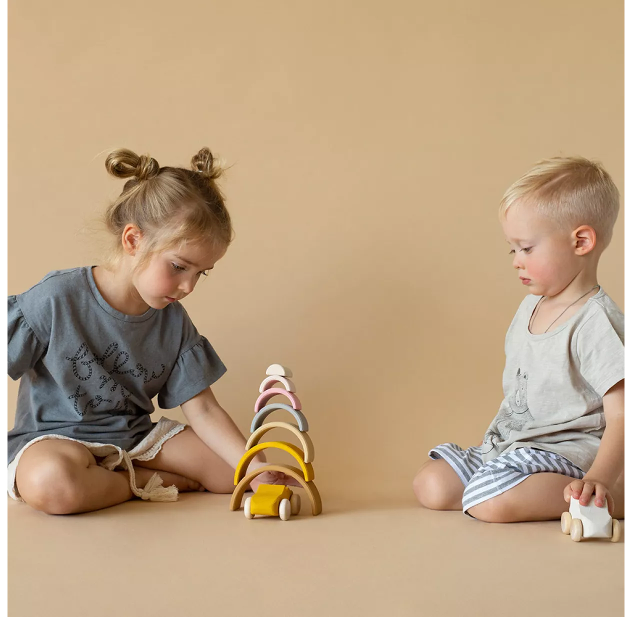 Voiture En Bois - Moutarde 7 Voiture En Bois - Moutarde – Image 5