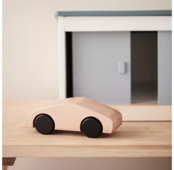 Kid's Concept Voiture Sport Aiden - Bois Naturel -Enfant Fournitures Boutique voiture sport aiden kids concept 8 1264x1234